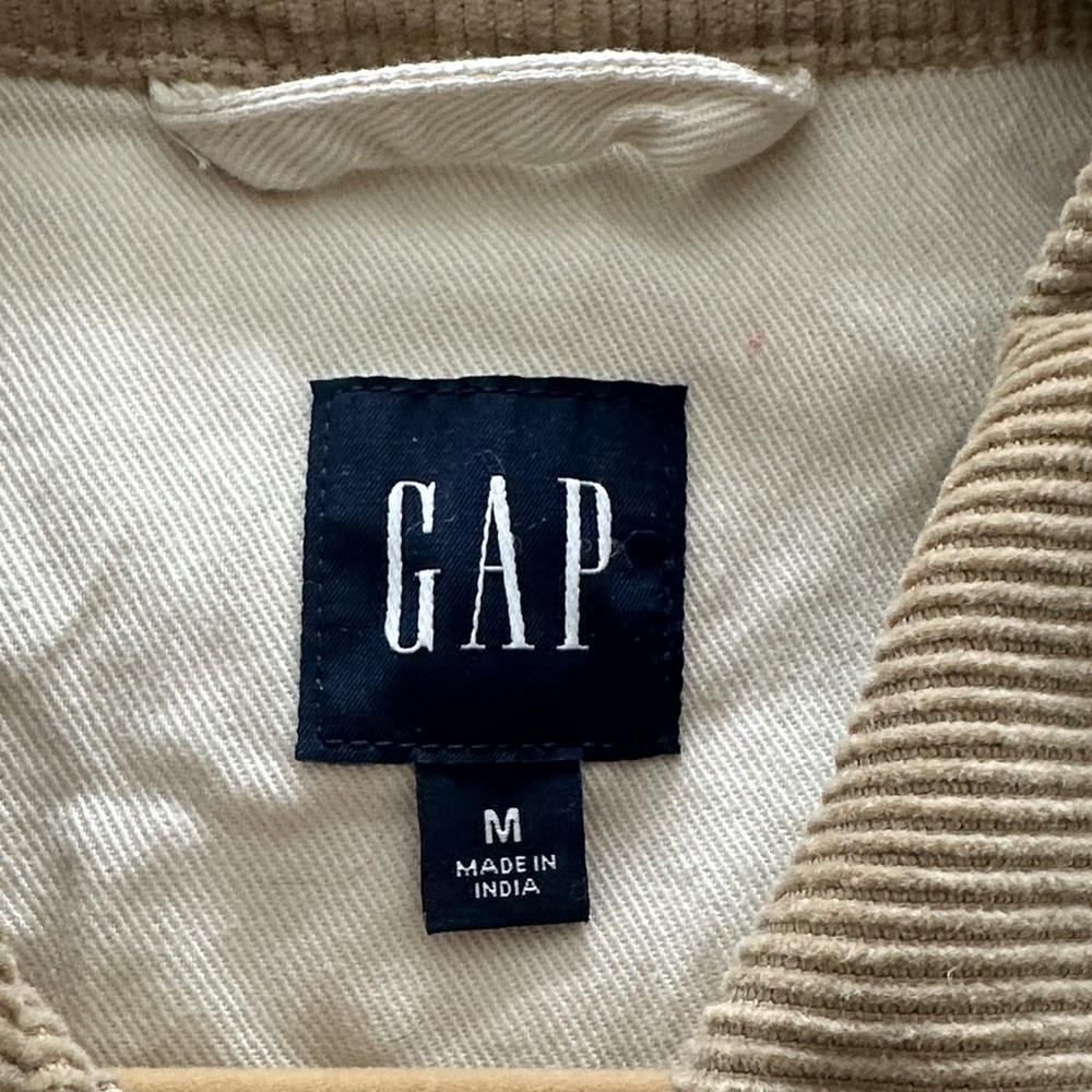 GAP Ivory TwillJacket with Tan Cordoroy Details - Picture 2 of 2